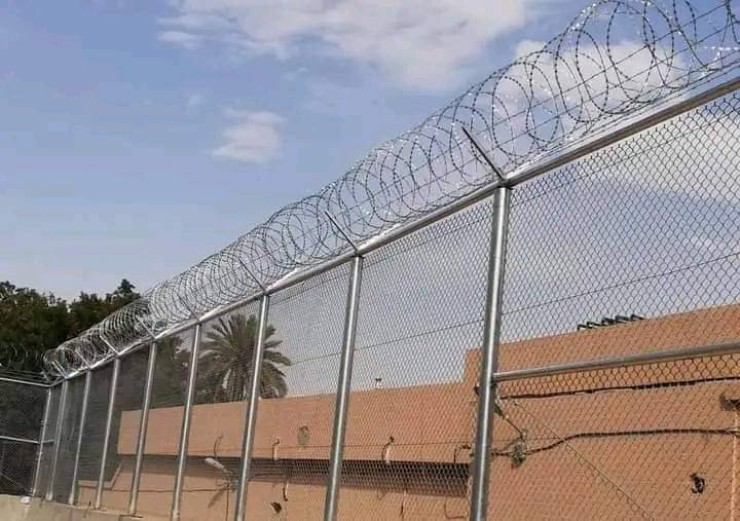 مظلات وسواتر سماء الابداع